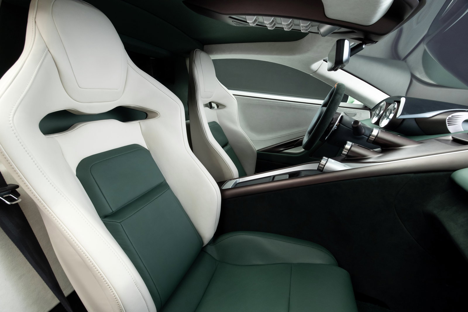 Road-legal Jaguar C-X75 - interior